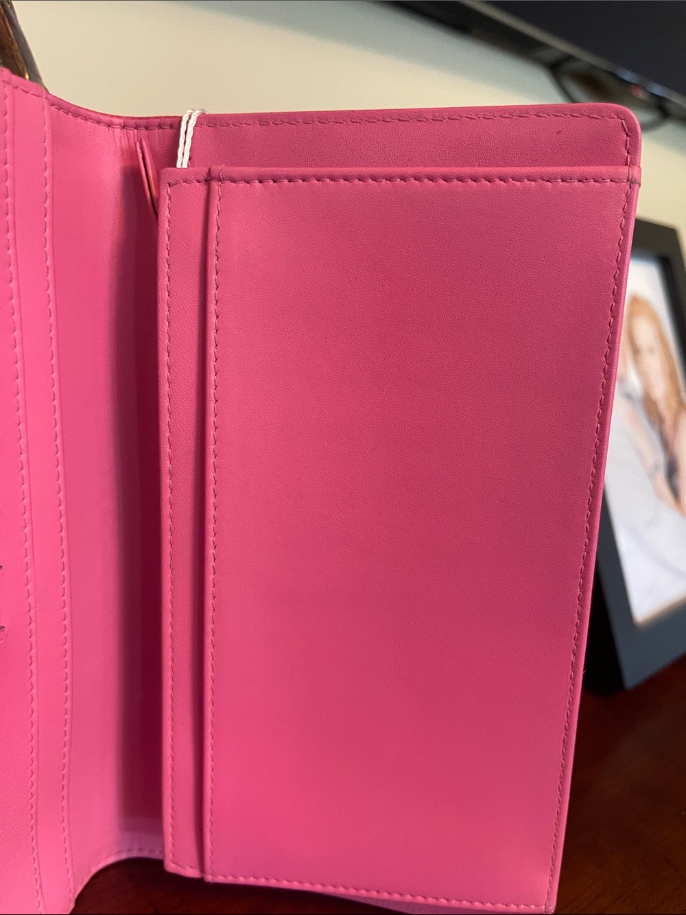 EUC CHANEL COCO BUTTON (CC) LONG BIFOLD WALLET GRAINED CALFSKIN PINK LEATHER - Picture 8 of 17
